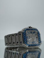 Cartier Santos iced Out mit blauen Saphiren Armband Rechts