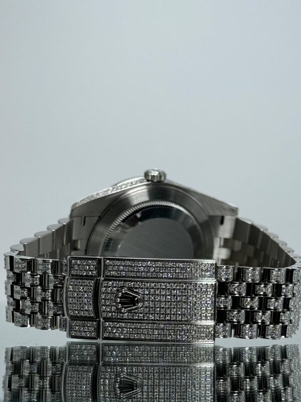 Schliesse von Rolex Datejust 41mm Iced Out mit violette Saphieren