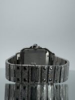Schließe von Cartier Santos iced Out mit Deep Sea Blue Ziffernblatt