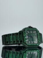 Armband von Black Cartier Santos iced Out mit grünen Lab Saphiren