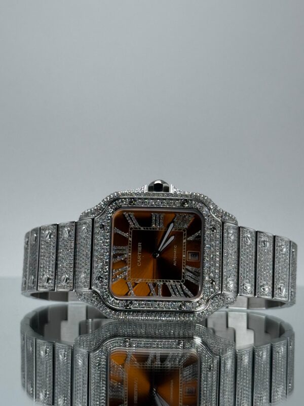 Cartier Santos iced Out mit orangenem Zifferblatt